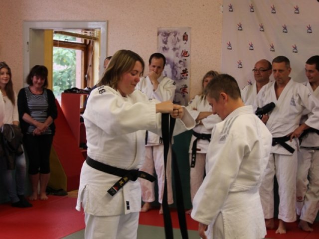 Remise ceinture noire Roxane 29-05-2014